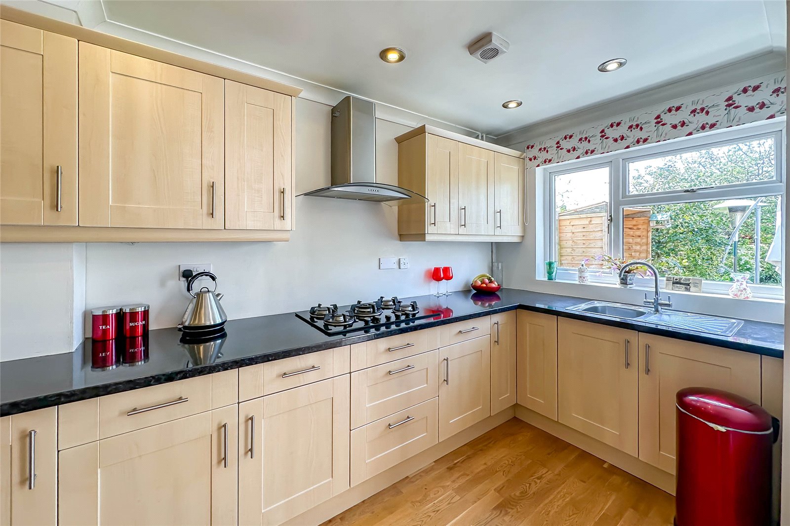 4 bed semi-detached house for sale in Oakwood Drive, St. Albans, Hertfordshire, AL4  - Property Image 18