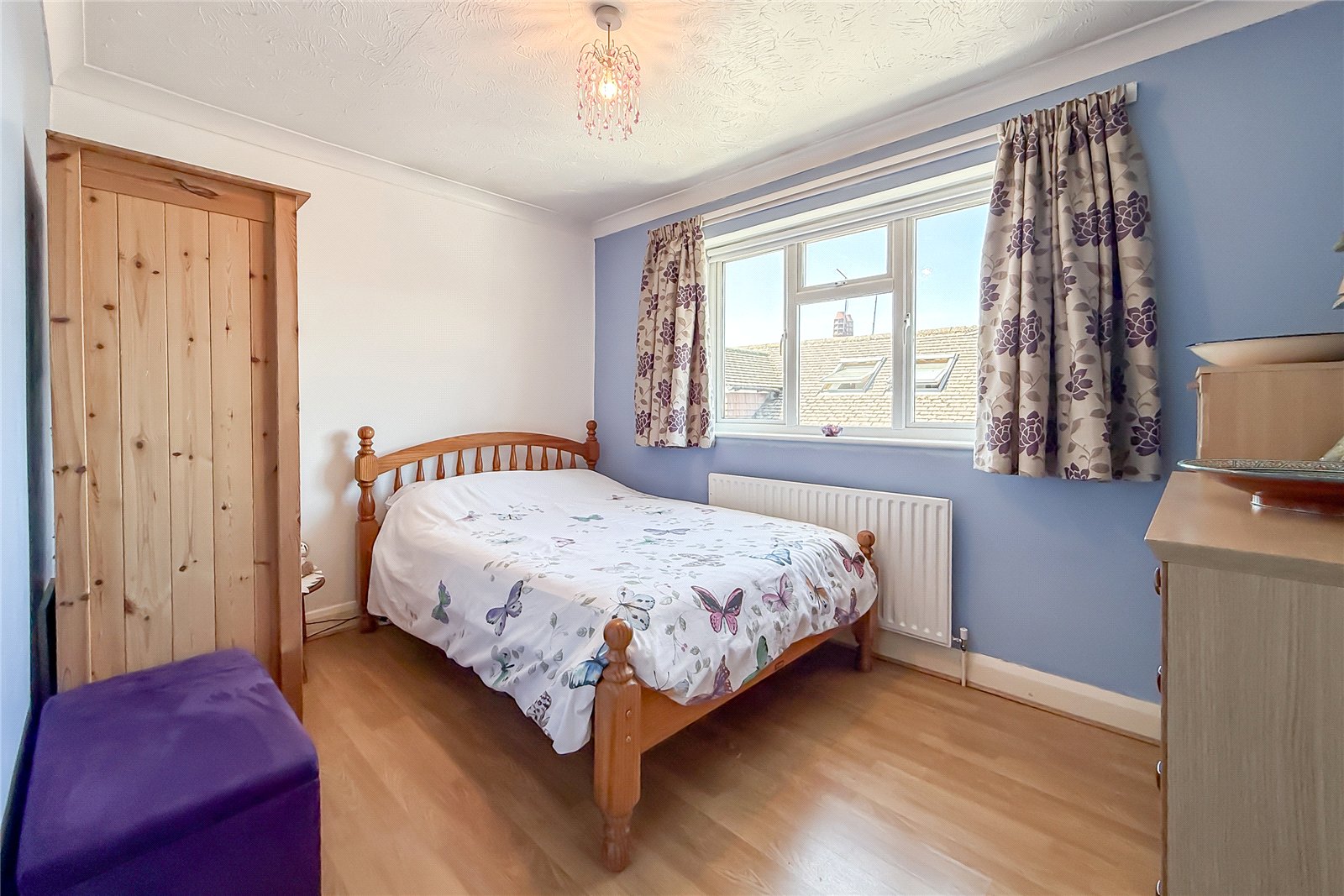 4 bed semi-detached house for sale in Oakwood Drive, St. Albans, Hertfordshire, AL4  - Property Image 11