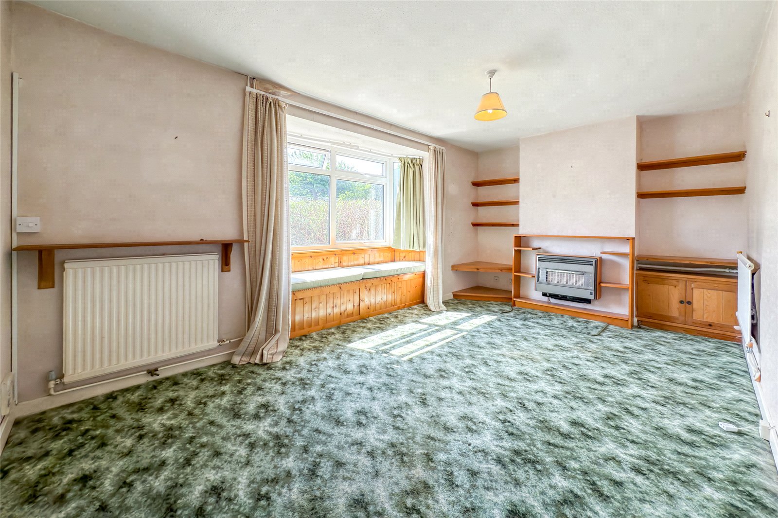 3 bed semi-detached house for sale in Chiltern Road, St. Albans, Hertfordshire, AL4 - Property Image 2