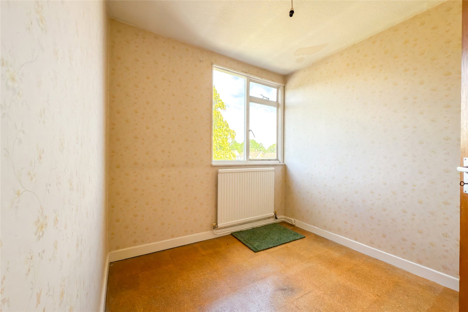 3 bed semi-detached house for sale in Chiltern Road, St. Albans, Hertfordshire, AL4 - Property Image 7