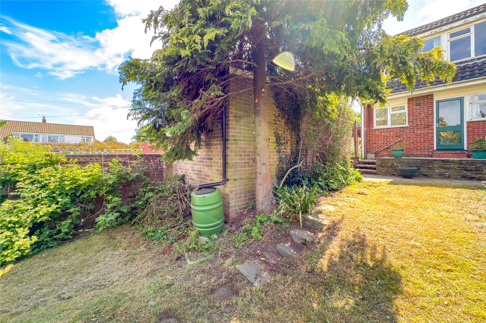 3 bed semi-detached house for sale in Chiltern Road, St. Albans, Hertfordshire, AL4 - Property Image 10
