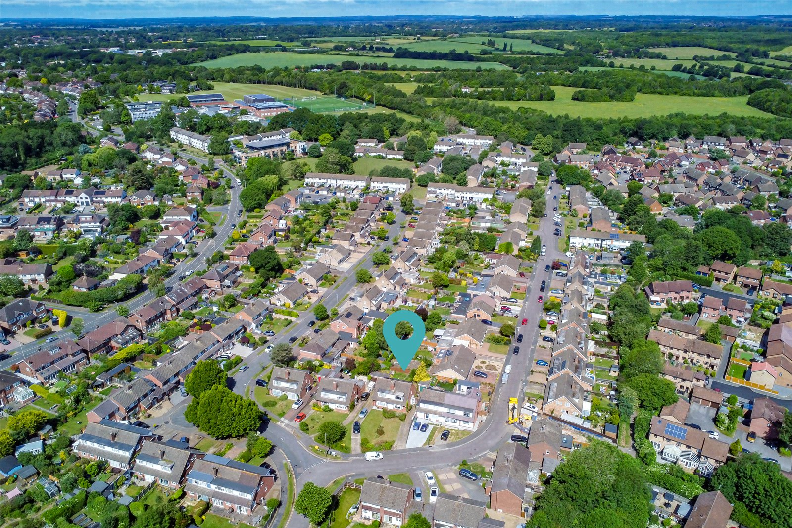 3 bed semi-detached house for sale in Chiltern Road, St. Albans, Hertfordshire, AL4 - Property Image 13