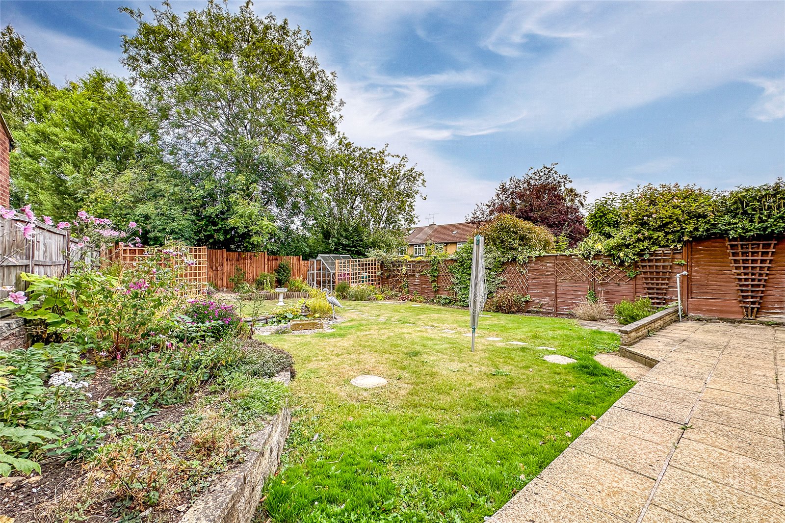 3 bed semi-detached house for sale in Springwood Walk, St. Albans, Hertfordshire, AL4  - Property Image 12