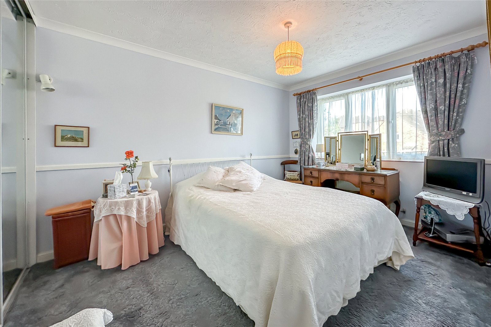 3 bed terraced house for sale in Harvesters, St. Albans, Hertfordshire, AL4  - Property Image 6