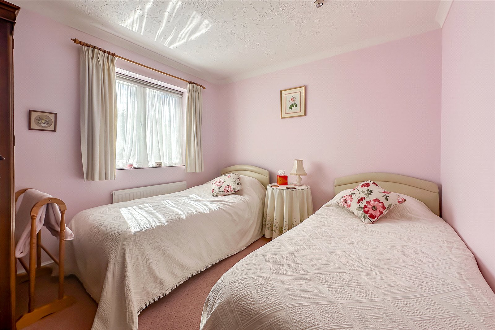 3 bed terraced house for sale in Harvesters, St. Albans, Hertfordshire, AL4  - Property Image 7