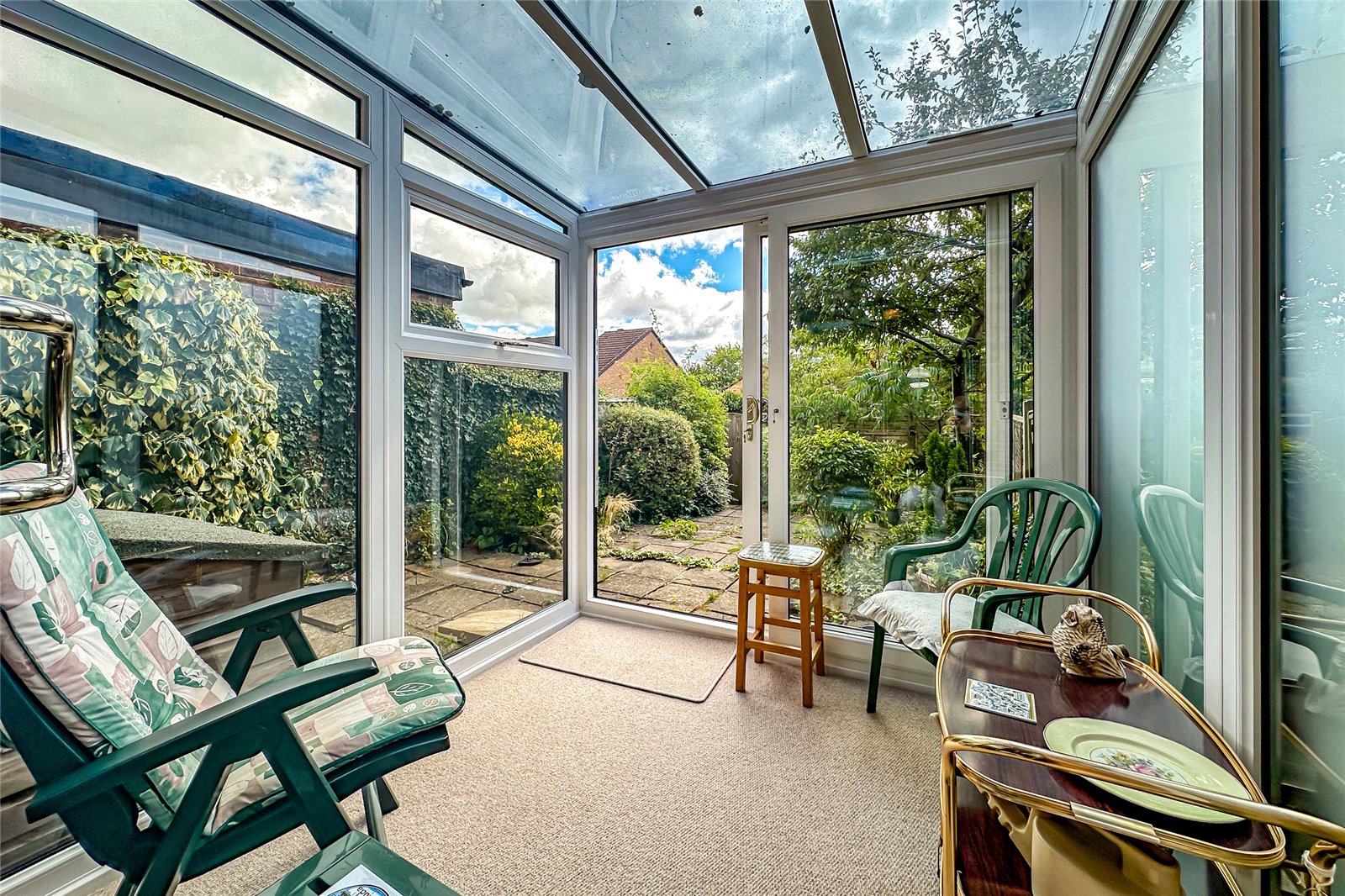 3 bed terraced house for sale in Harvesters, St. Albans, Hertfordshire, AL4  - Property Image 5