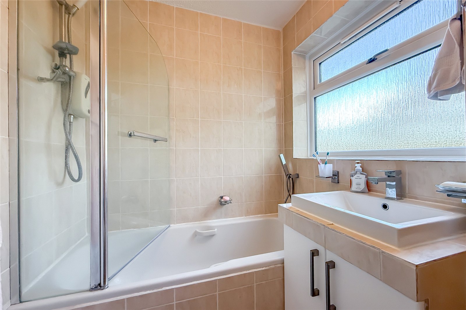 3 bed semi-detached house for sale in Runcie Close, St. Albans, Hertfordshire, AL4 - Property Image 8