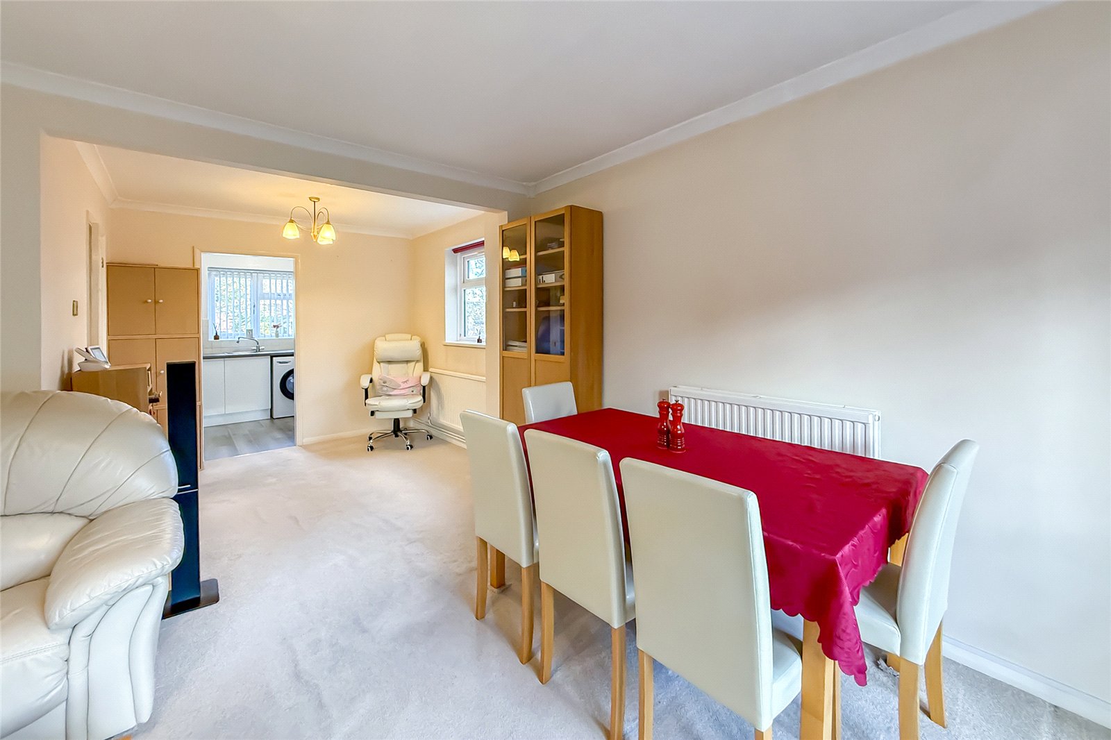 3 bed semi-detached house for sale in Runcie Close, St. Albans, Hertfordshire, AL4 - Property Image 14
