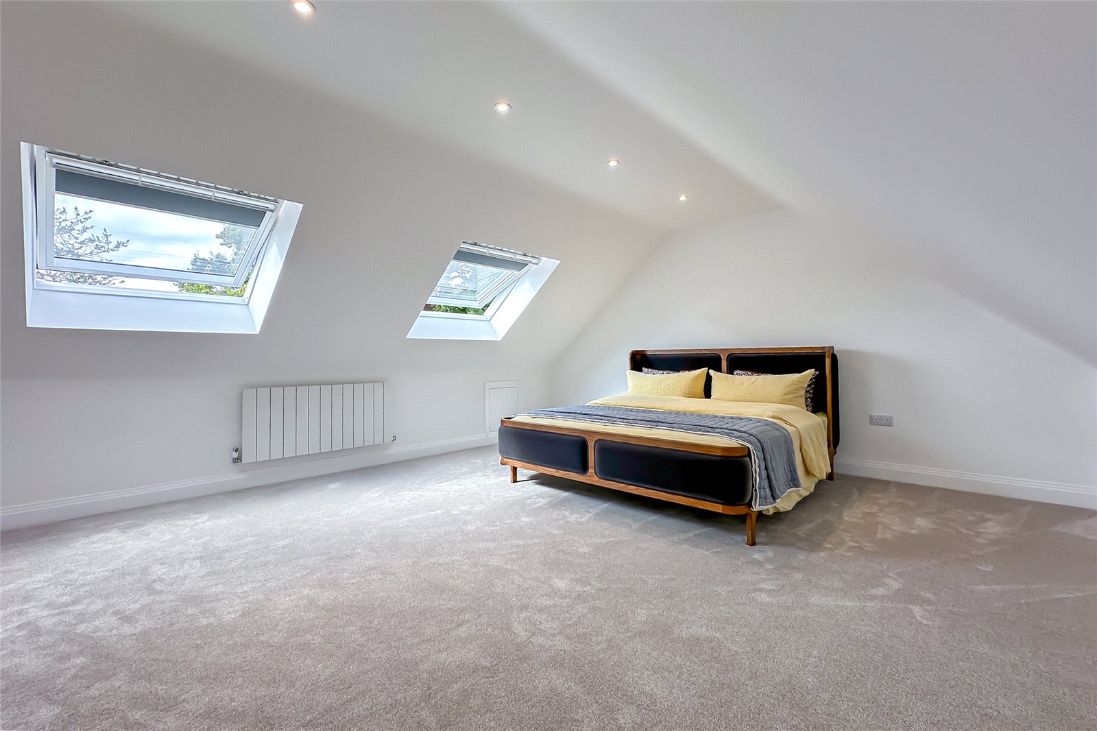 5 bed detached house for sale in Silverwood Barns, St Albans Road, Sandridge, St. Albans, Hertfordshire, AL4 - Property Image 14