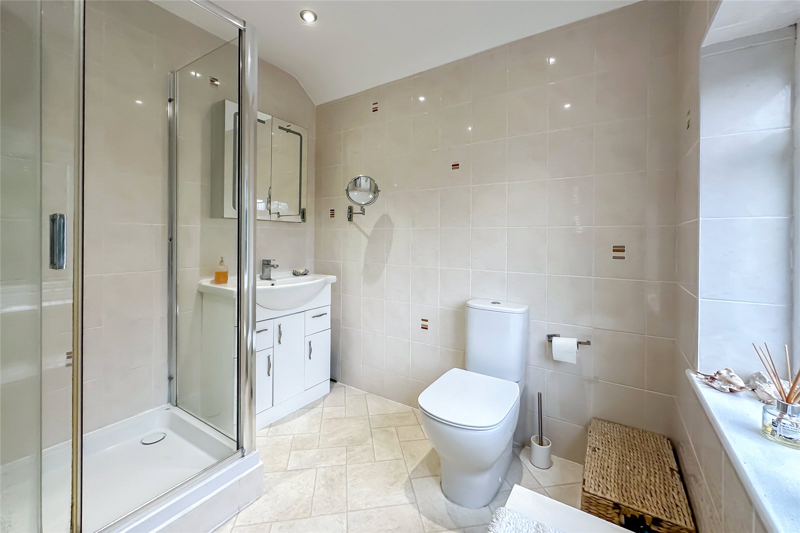 4 bed semi-detached house for sale in Beechwood Avenue, St. Albans, Hertfordshire, AL1 - Property Image 11