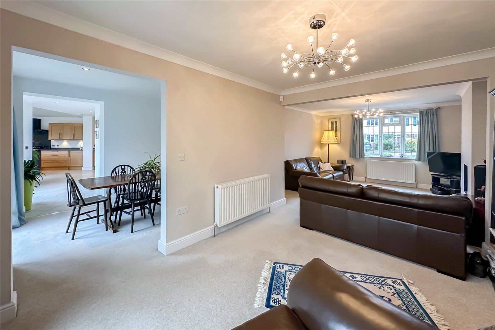 4 bed semi-detached house for sale in Evans Grove, St. Albans, Hertfordshire, AL4  - Property Image 4