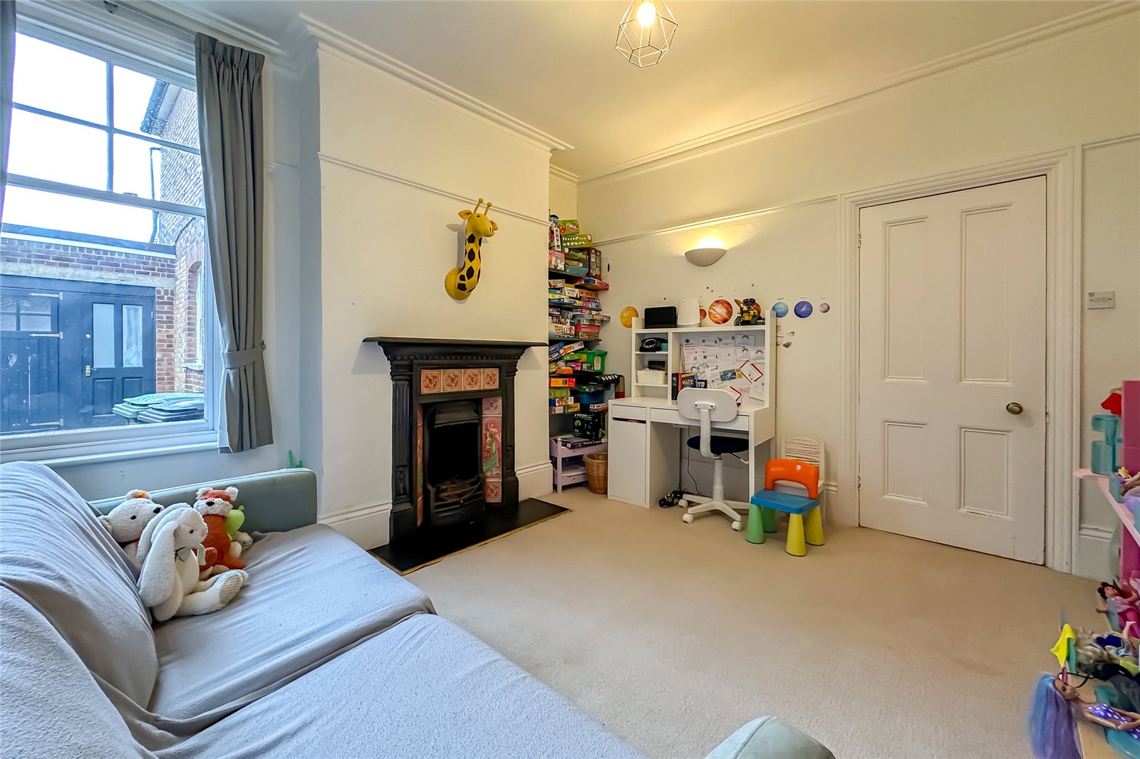 5 bed semi-detached house for sale in Blenheim Road, St. Albans, Hertfordshire, AL1  - Property Image 5