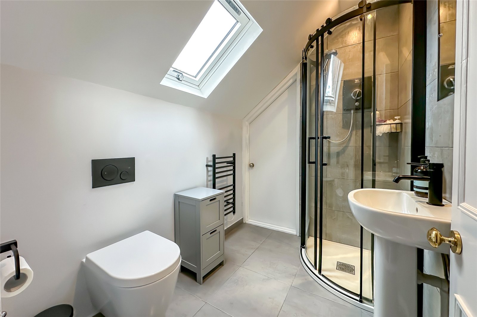 5 bed semi-detached house for sale in Blenheim Road, St. Albans, Hertfordshire, AL1  - Property Image 16