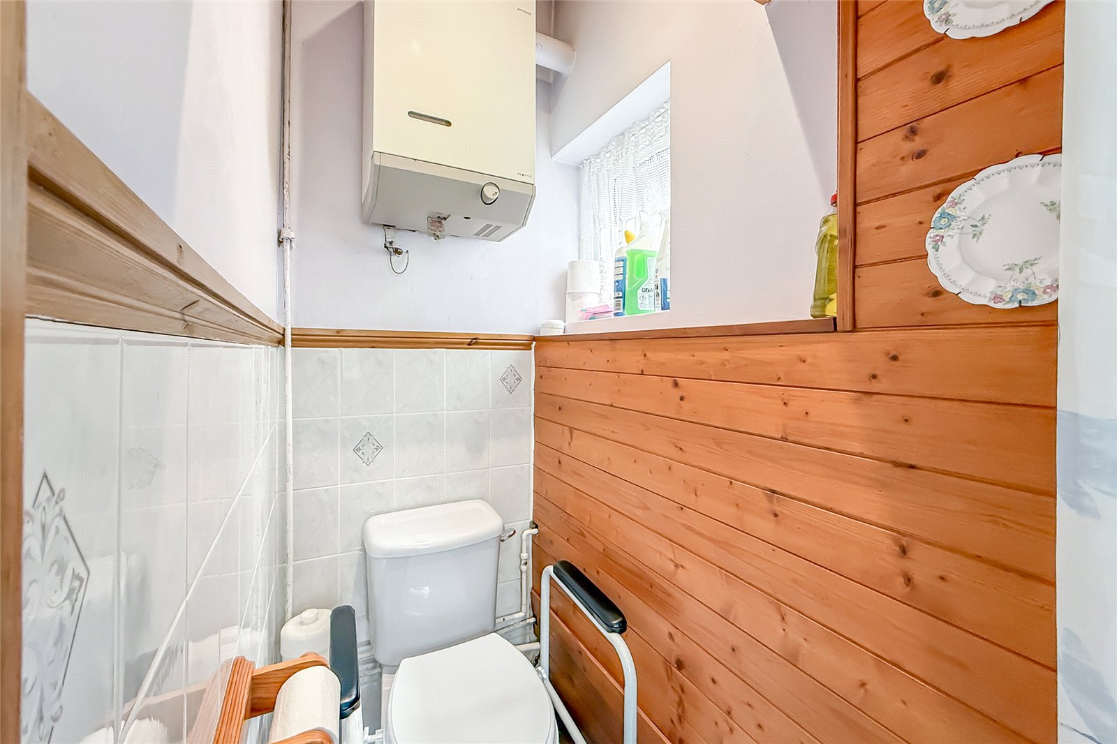 2 bed detached bungalow for sale in St. Albans Road, Sandridge, St. Albans, Hertfordshire, AL4  - Property Image 20