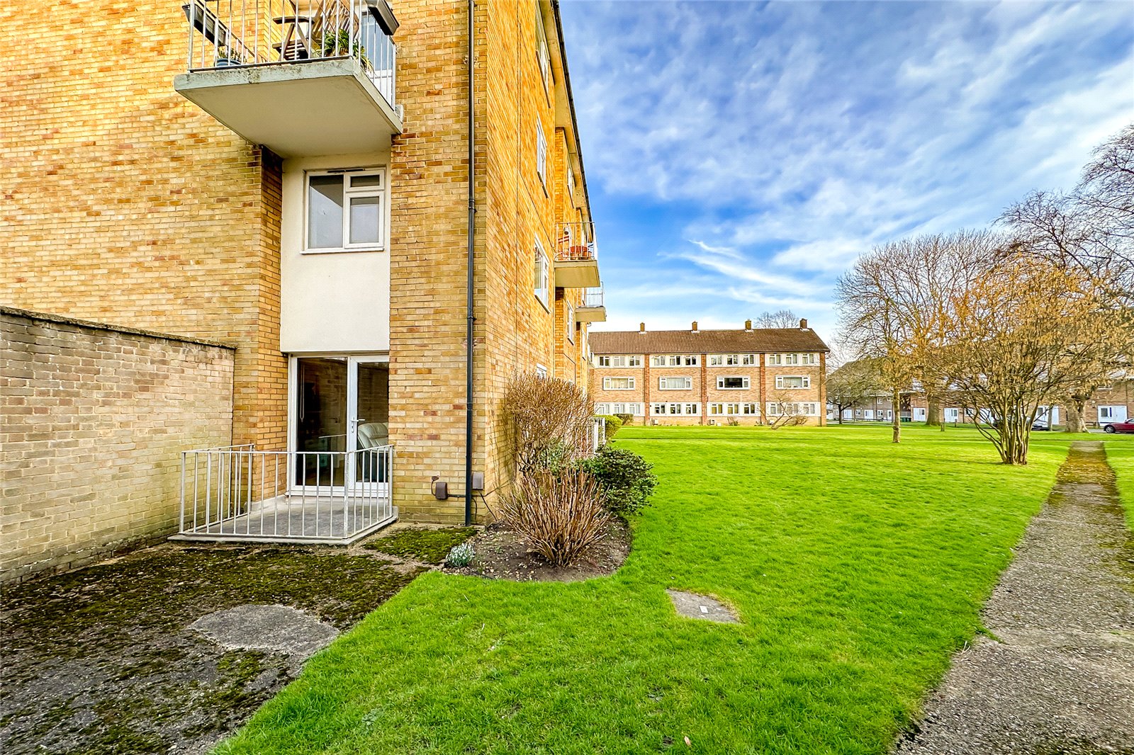2 bed ground floor maisonette for sale in Hughenden Road, St. Albans, Hertfordshire, AL4  - Property Image 12
