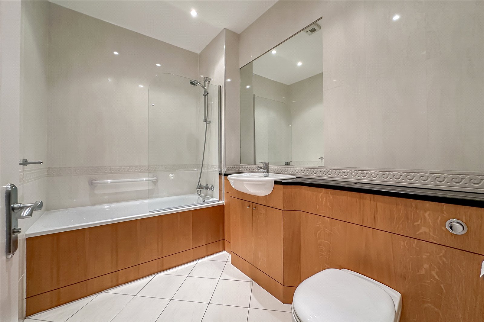 2 bed apartment for sale in Highfield Lane, Tyttenhanger, St. Albans, Hertfordshire, AL4 - Property Image 10