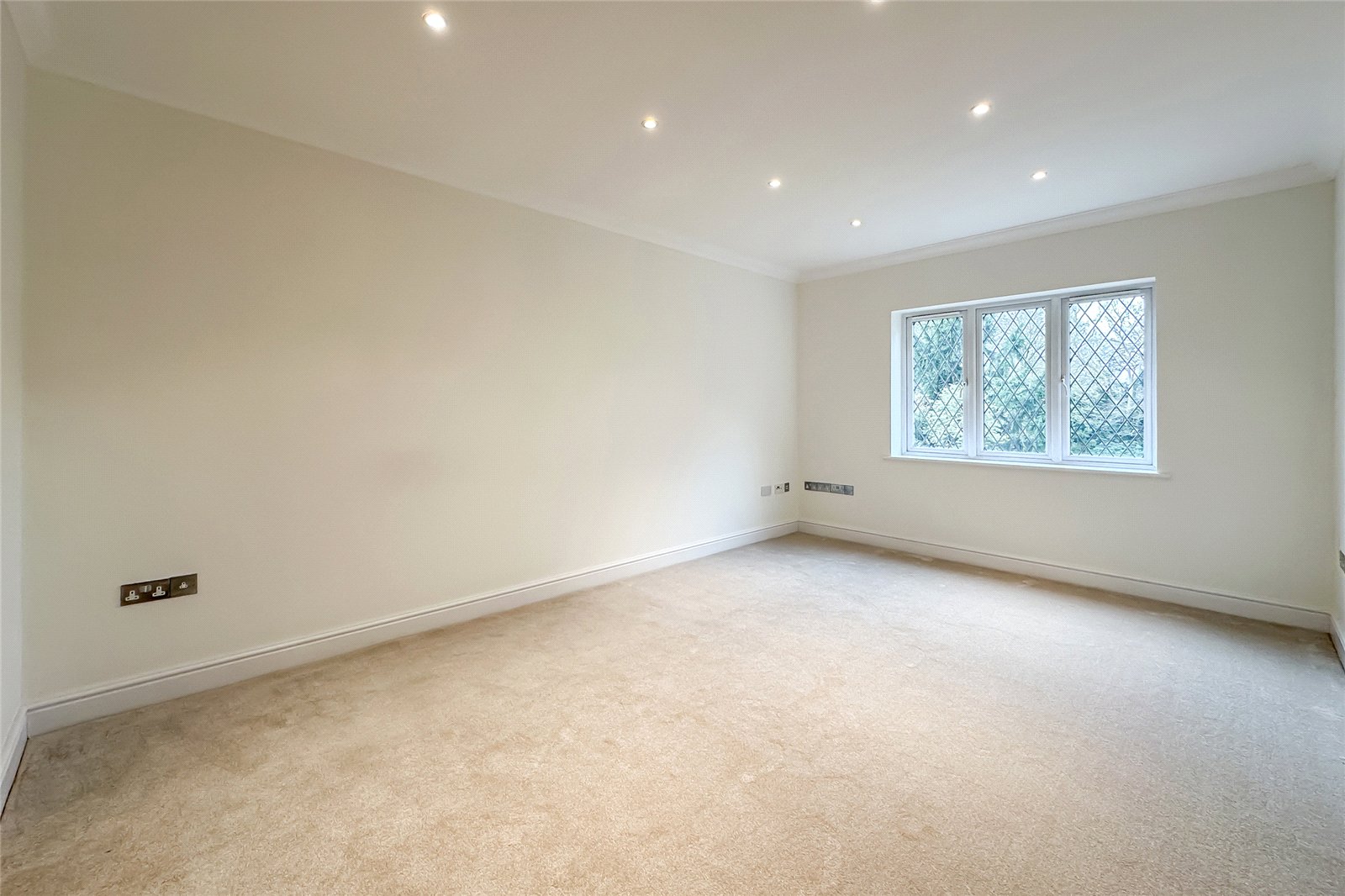 2 bed apartment for sale in Highfield Lane, Tyttenhanger, St. Albans, Hertfordshire, AL4 - Property Image 23