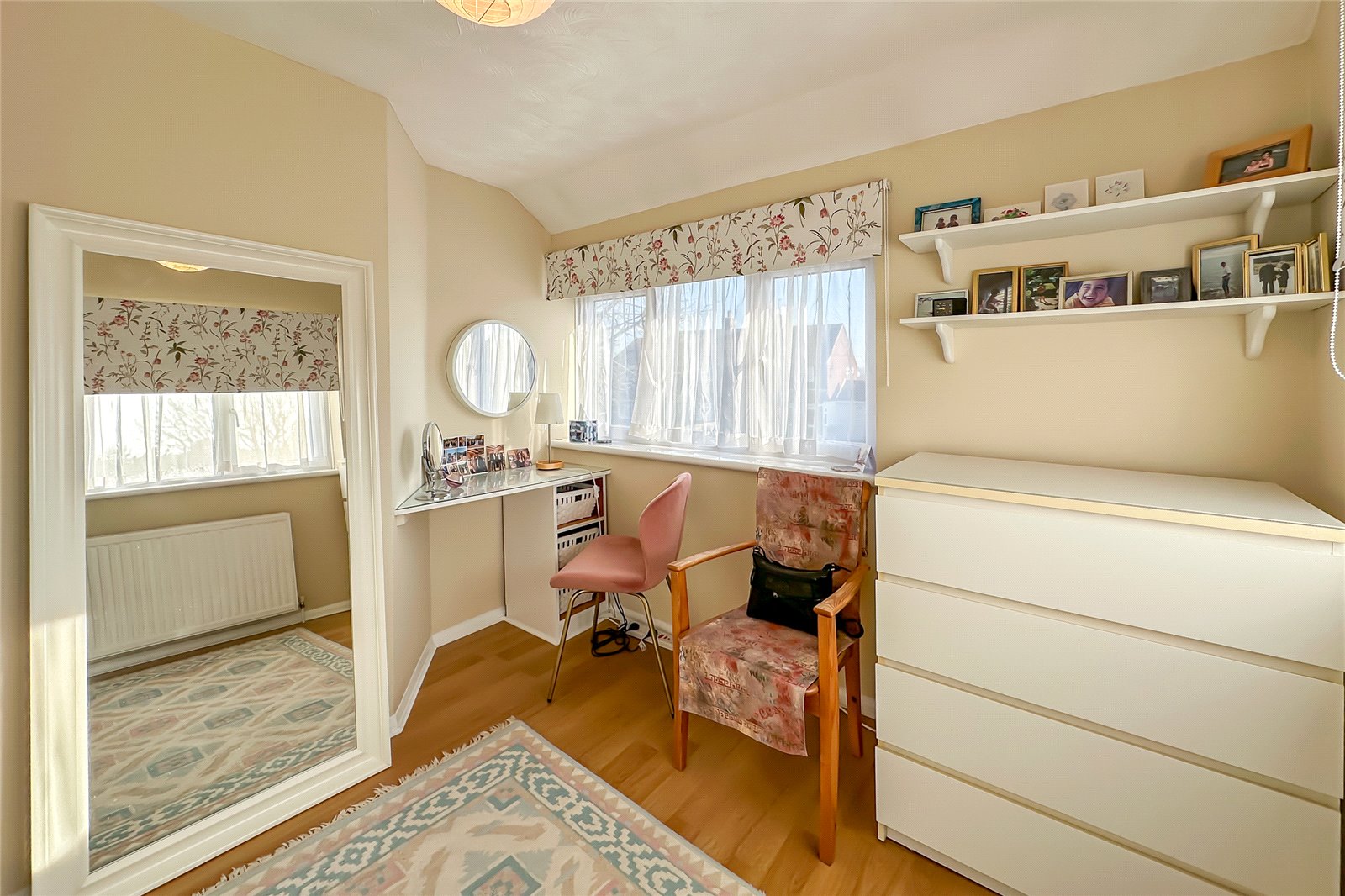 5 bed semi-detached house for sale in Langley Grove, Sandridge, St Albans, Hertfordshire, AL4  - Property Image 16