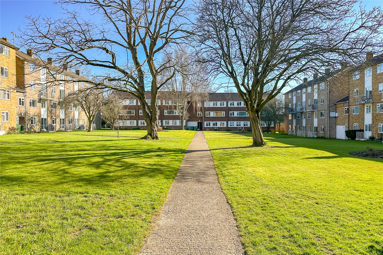 2 bed ground floor flat for sale in The Ridgeway, St. Albans, Hertfordshire, AL4 - Property Image 10