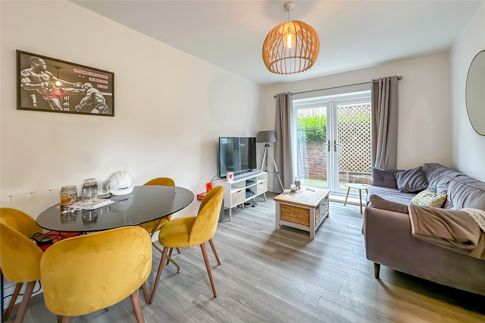 1 bed ground floor flat for sale in Hansell Gardens, Hedley Road, St. Albans, Hertfordshire, AL1  - Property Image 2