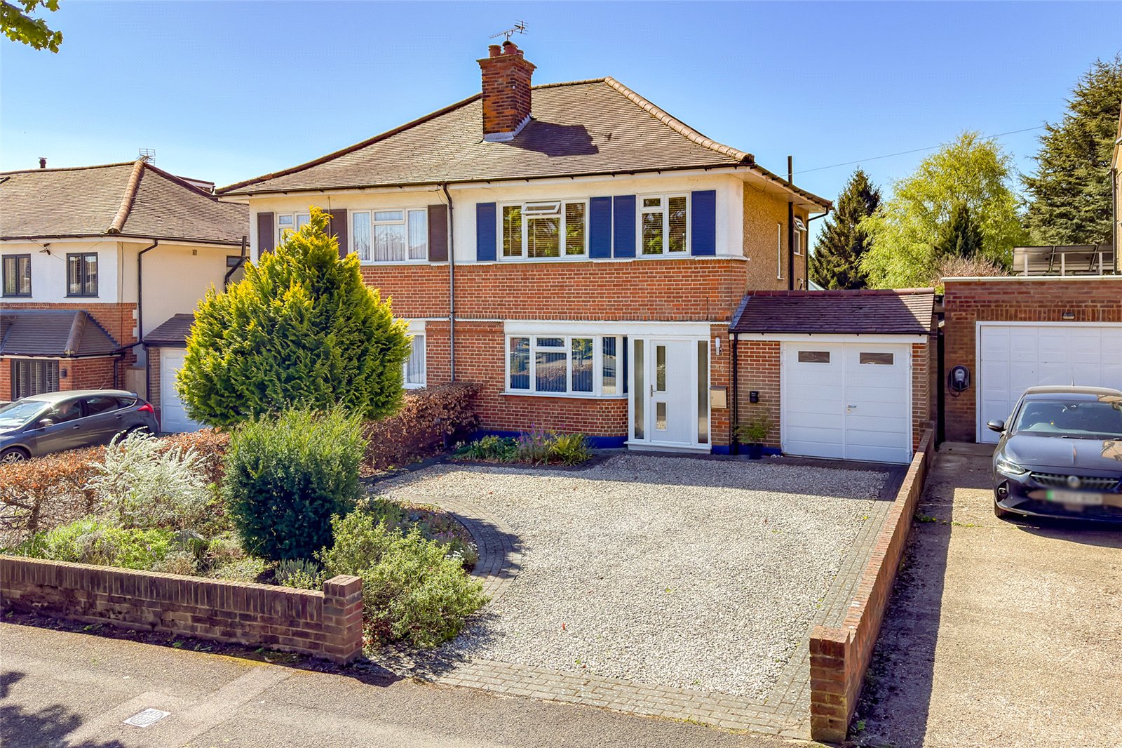 3 bed semi-detached house for sale in Kingshill Avenue, St. Albans, Hertfordshire, AL4 - Property Image 1