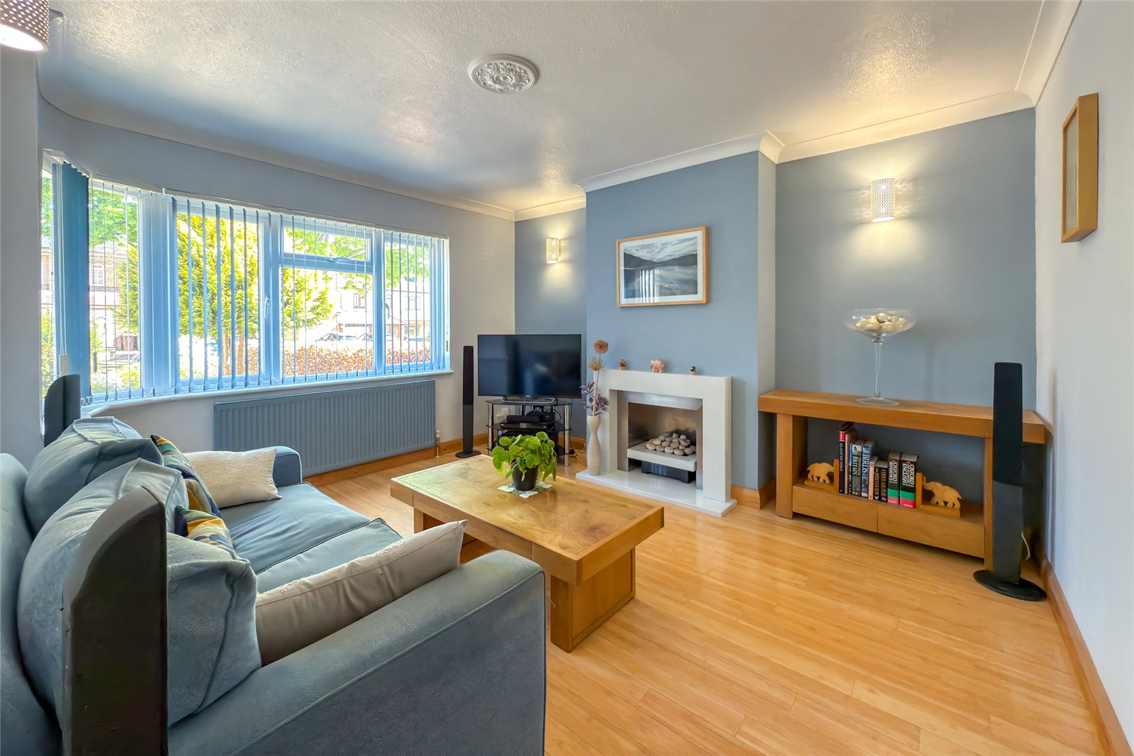 3 bed semi-detached house for sale in Kingshill Avenue, St. Albans, Hertfordshire, AL4 - Property Image 4