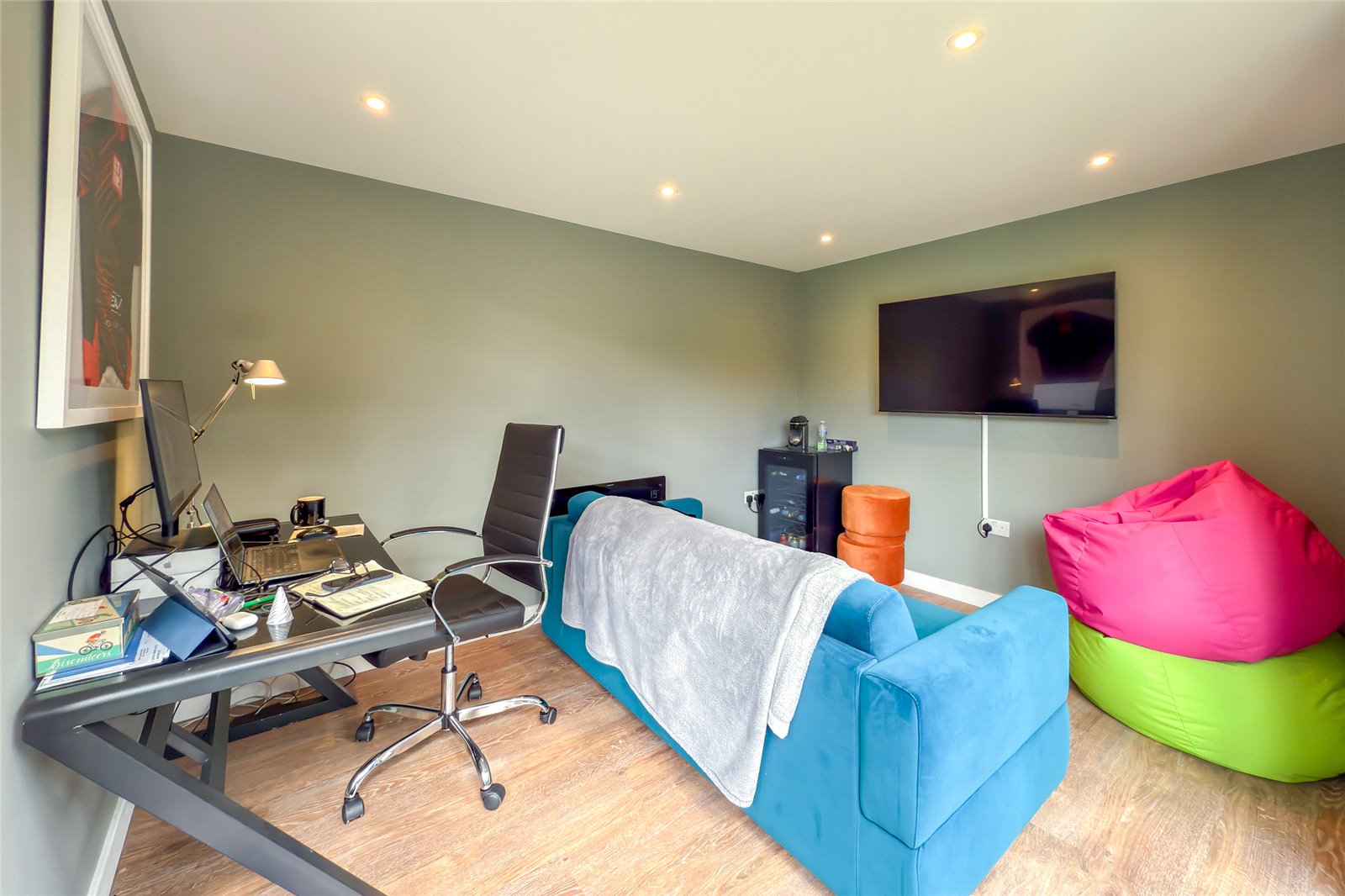 5 bed semi-detached house for sale in Packhorse Close, St. Albans, Hertfordshire, AL4 - Property Image 25