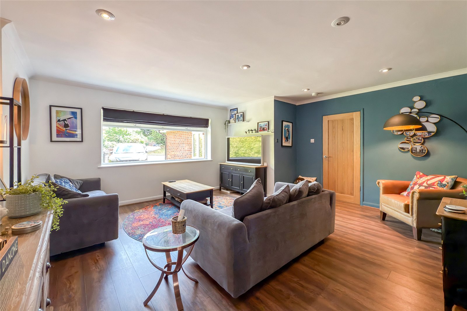 4 bed semi-detached house for sale in Chestnut Drive, St. Albans, Hertfordshire, AL4  - Property Image 2