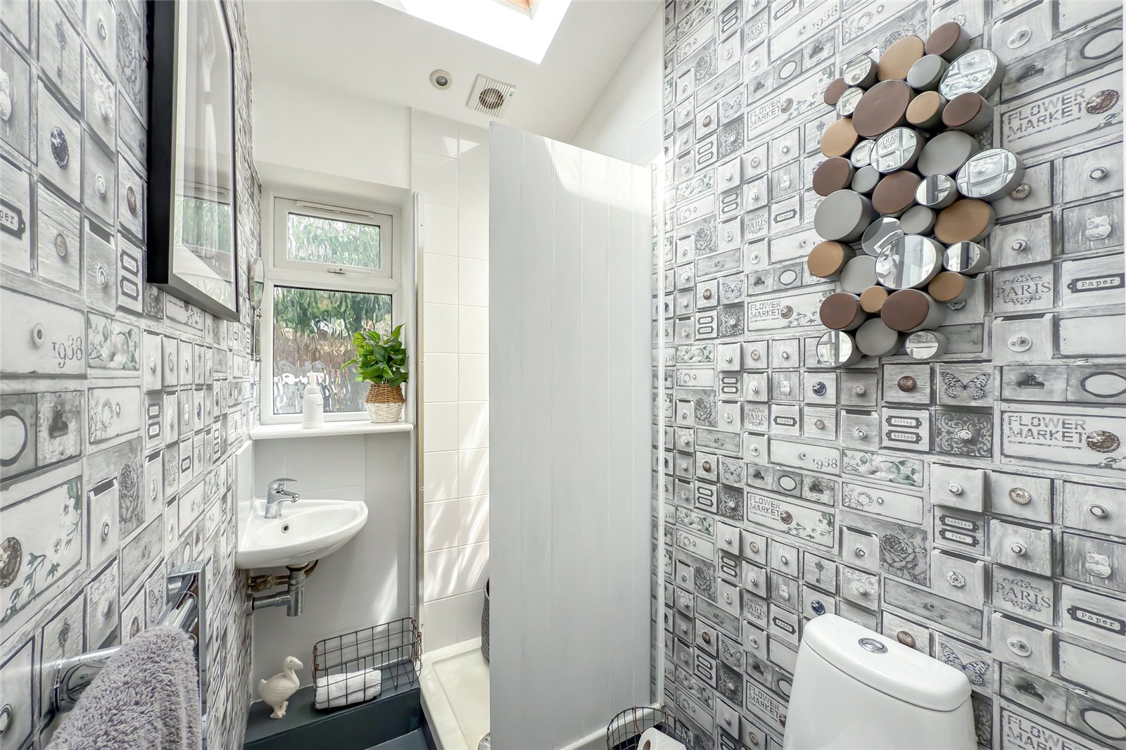 4 bed semi-detached house for sale in Chestnut Drive, St. Albans, Hertfordshire, AL4  - Property Image 21