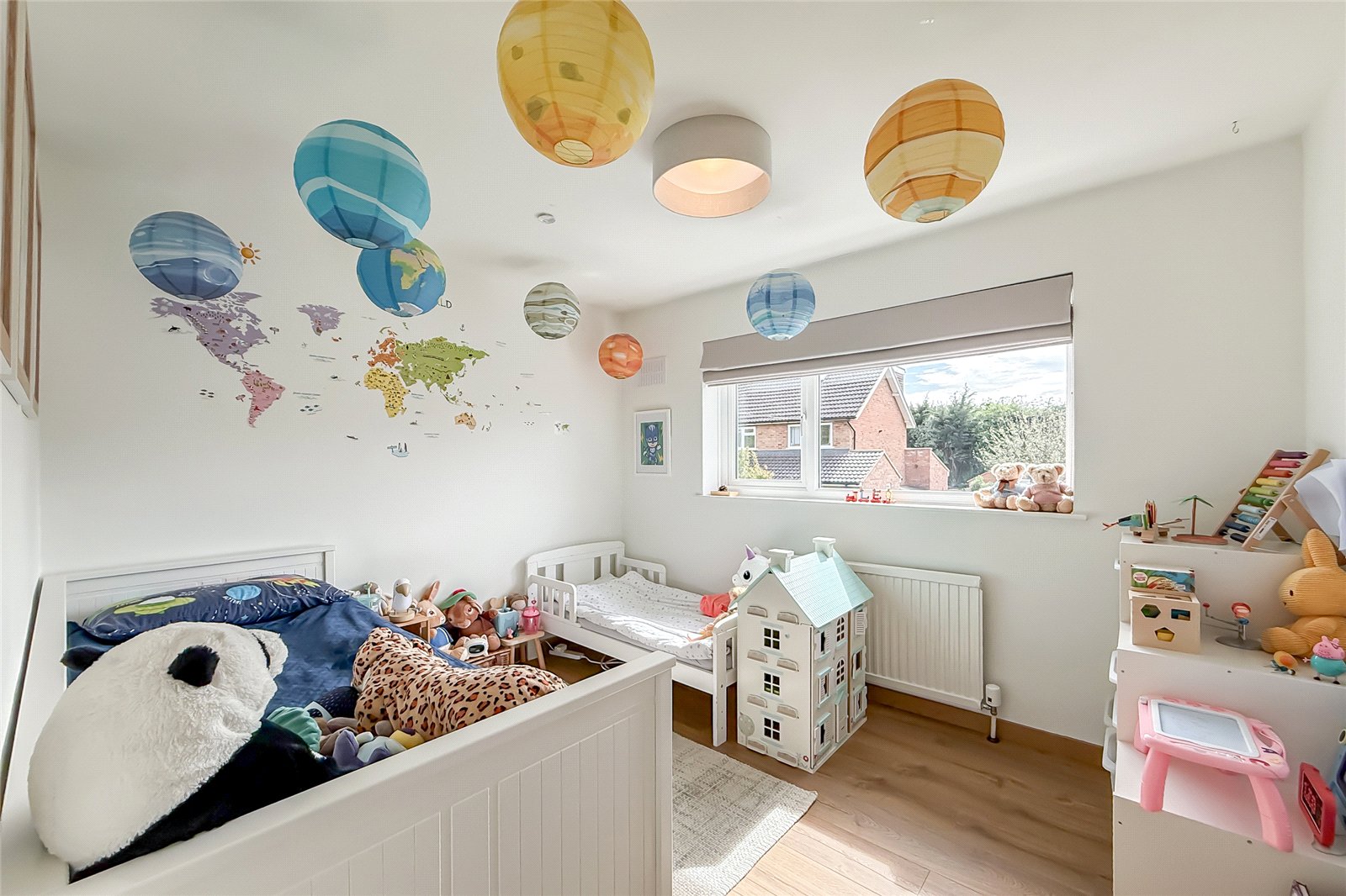 3 bed semi-detached house for sale in Bishops Close, St. Albans, Hertfordshire, AL4  - Property Image 8