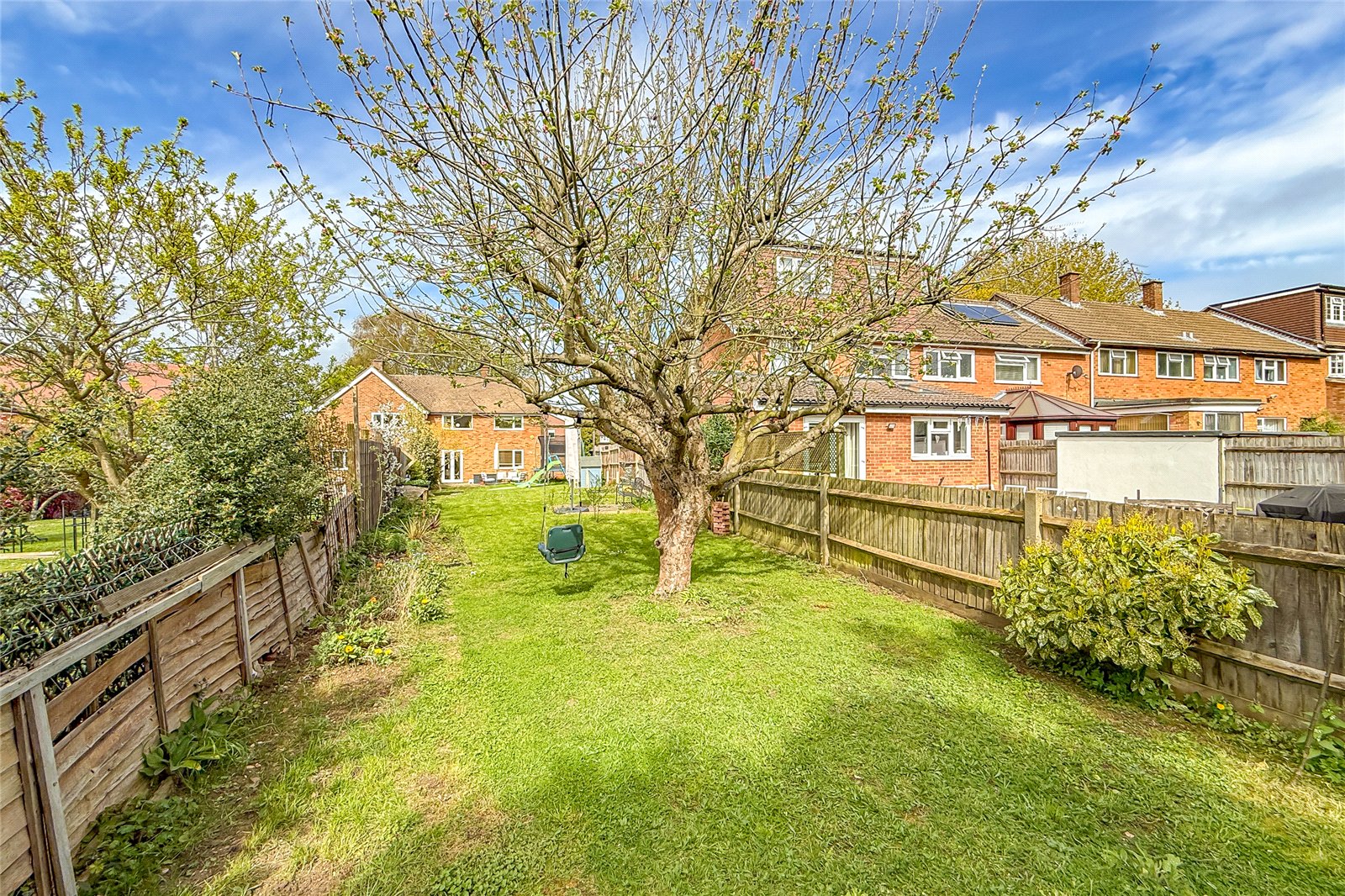 3 bed semi-detached house for sale in Bishops Close, St. Albans, Hertfordshire, AL4  - Property Image 10