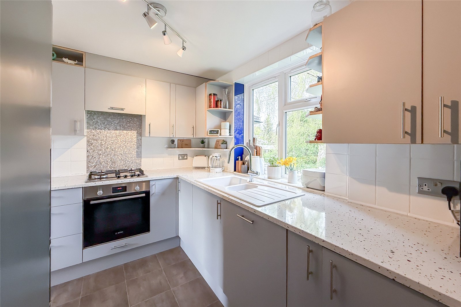 3 bed semi-detached house for sale in Bishops Close, St. Albans, Hertfordshire, AL4  - Property Image 18