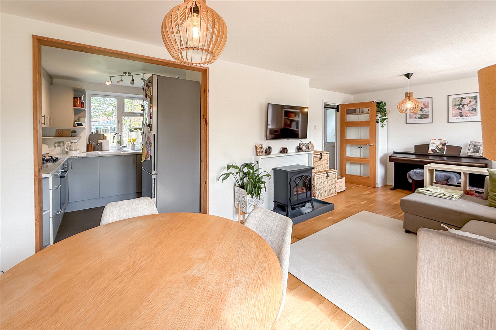 3 bed semi-detached house for sale in Bishops Close, St. Albans, Hertfordshire, AL4  - Property Image 17