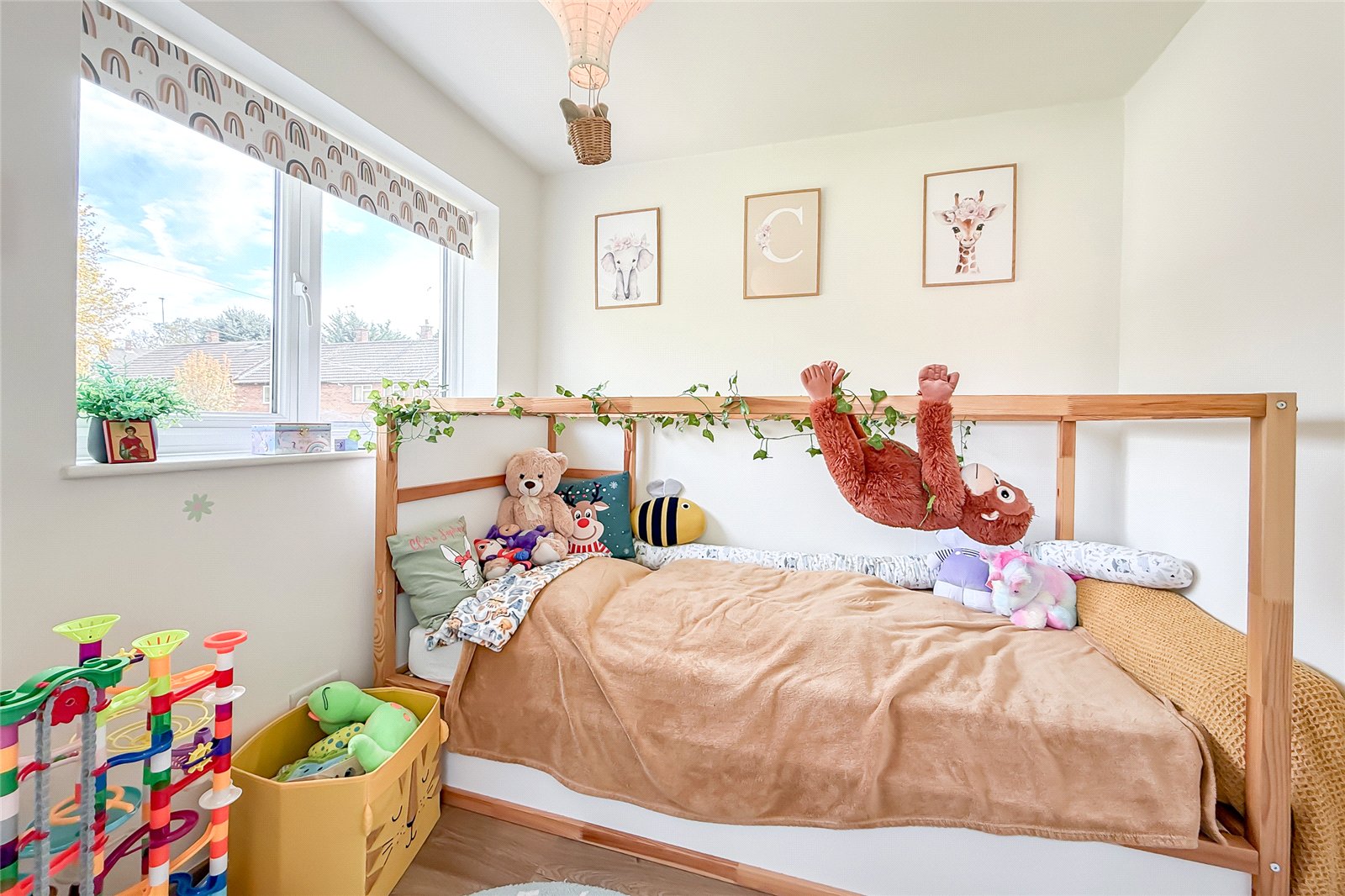 3 bed semi-detached house for sale in Bishops Close, St. Albans, Hertfordshire, AL4  - Property Image 21