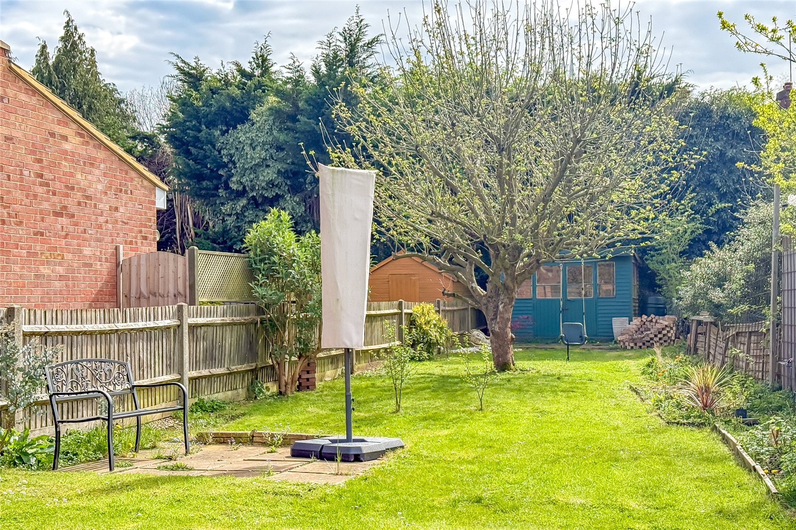 3 bed semi-detached house for sale in Bishops Close, St. Albans, Hertfordshire, AL4  - Property Image 23