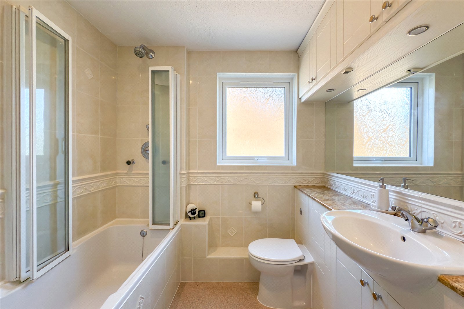 4 bed detached house for sale in Villiers Crescent, St. Albans, Hertfordshire, AL4 - Property Image 13