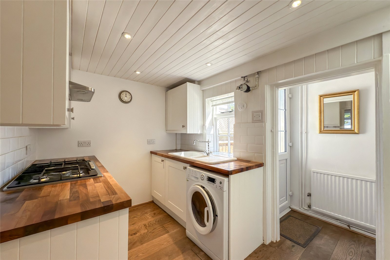 2 bed terraced house for sale in The Hill, Wheathampstead, St. Albans, Hertfordshire, AL4 - Property Image 4