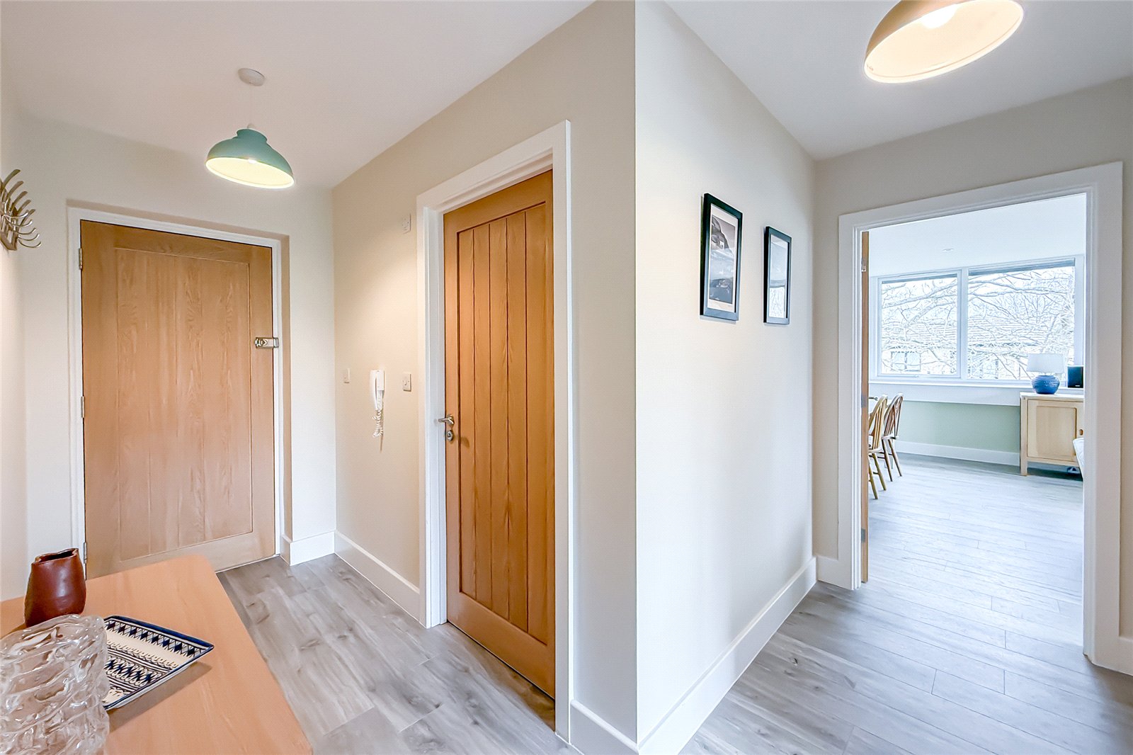 1 bed apartment for sale in Sandridge Park, Porters Wood, St. Albans, Hertfordshire, AL3 - Property Image 7