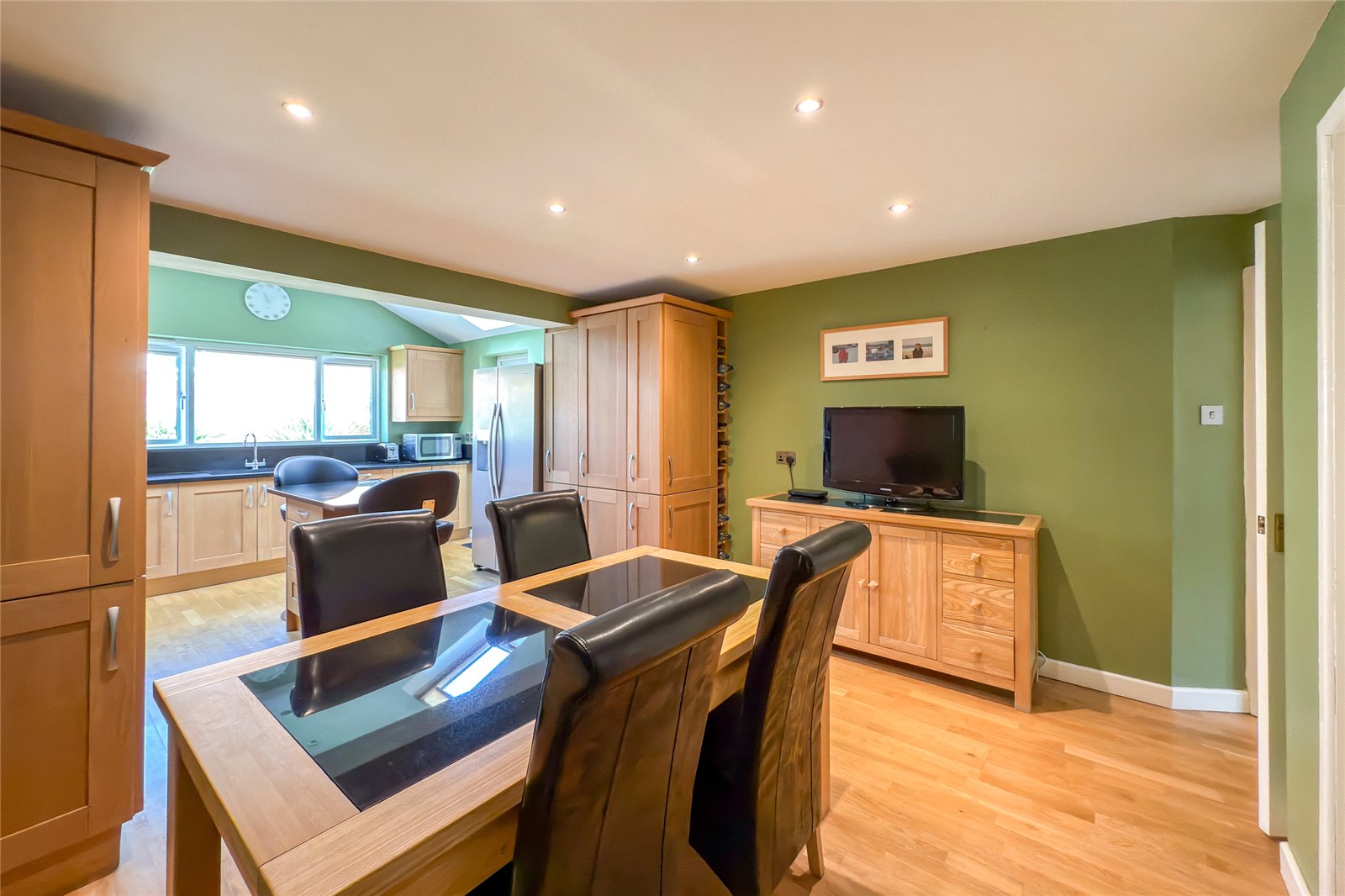 4 bed detached house for sale in Wynches Farm Drive, St. Albans, Hertfordshire, AL4  - Property Image 2