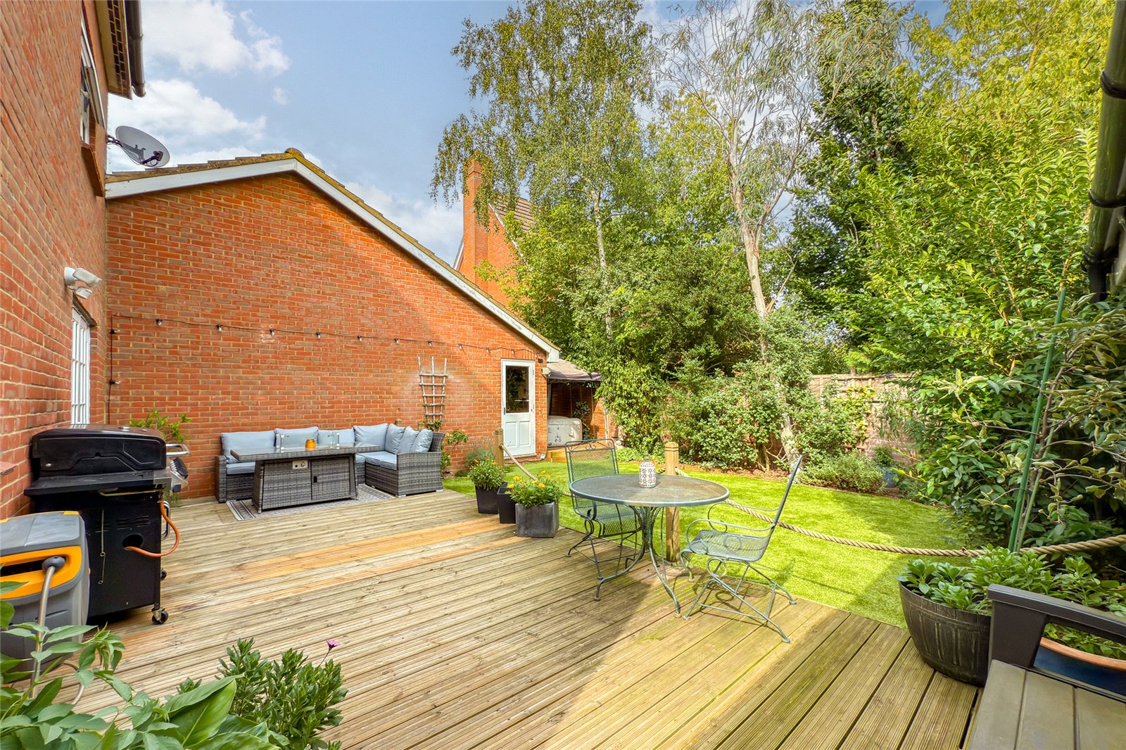 5 bed detached house for sale in Nimrod Drive, Hatfield, Hertfordshire, AL10  - Property Image 15