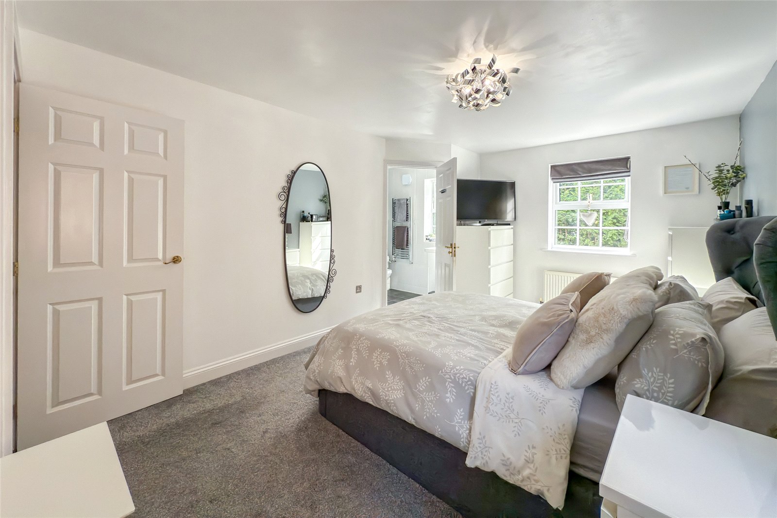 5 bed detached house for sale in Nimrod Drive, Hatfield, Hertfordshire, AL10  - Property Image 21