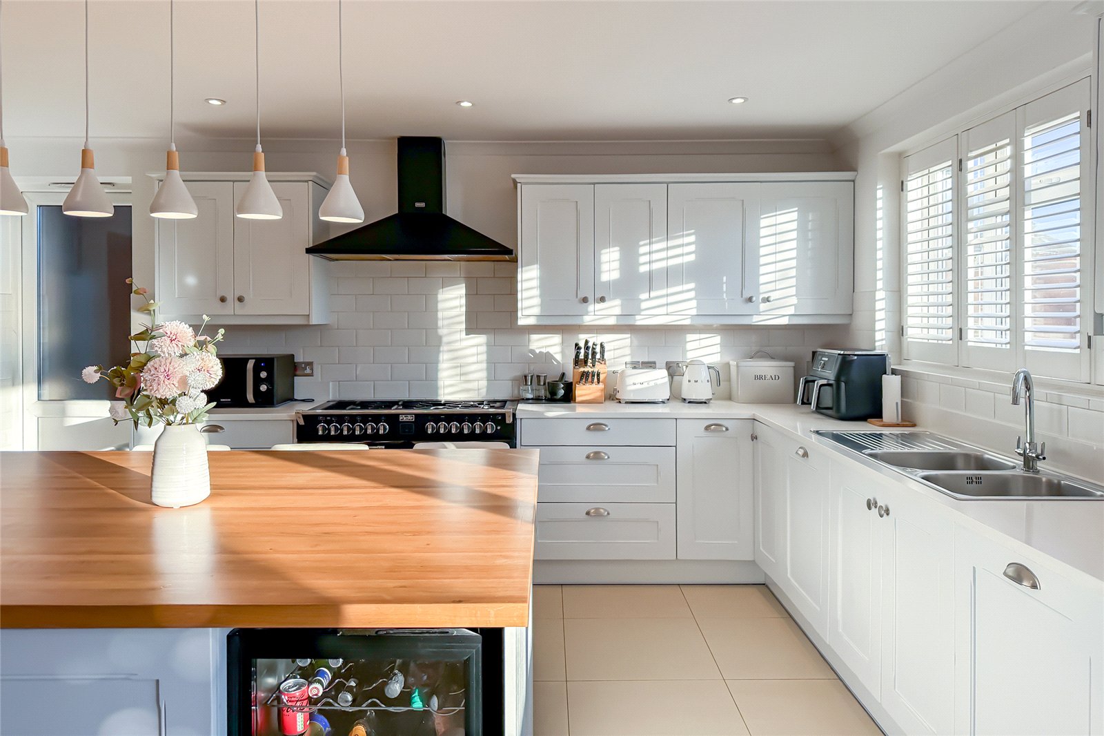 4 bed semi-detached house for sale in St. Albans Road West, Ellenbrook, Hatfield, Herts, AL10  - Property Image 3