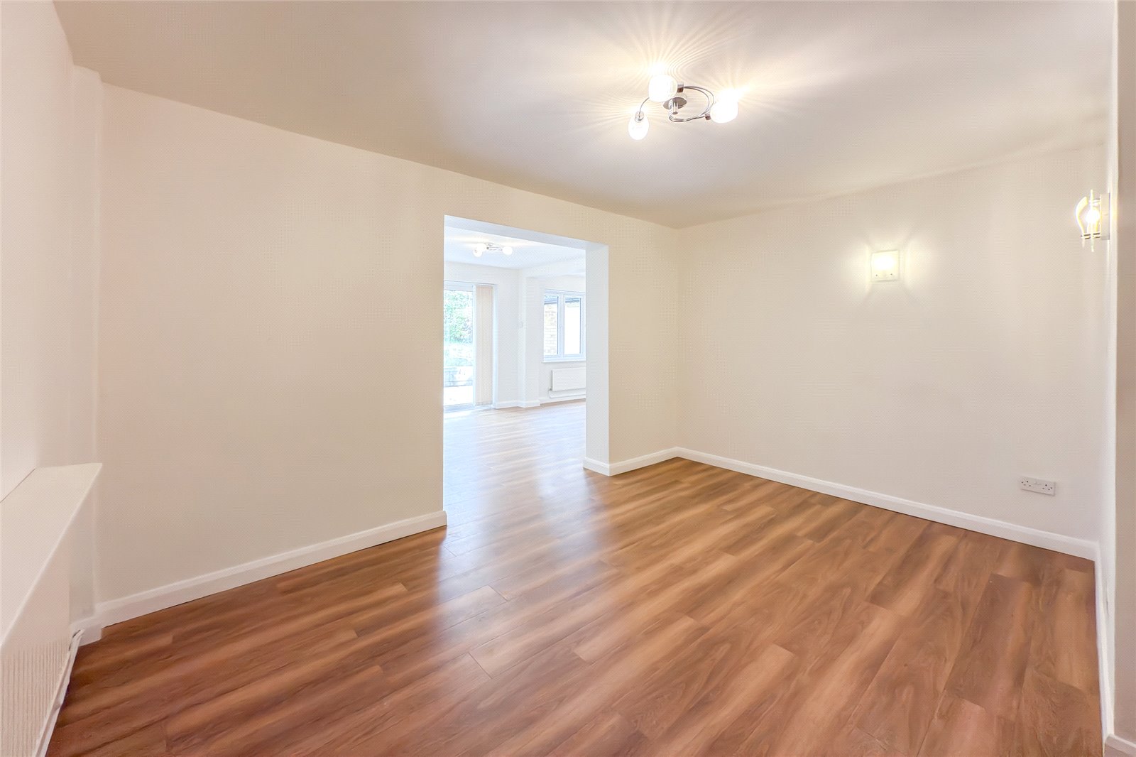 4 bed semi-detached house for sale in Sandpit Lane, St. Albans, Hertfordshire, AL4  - Property Image 5