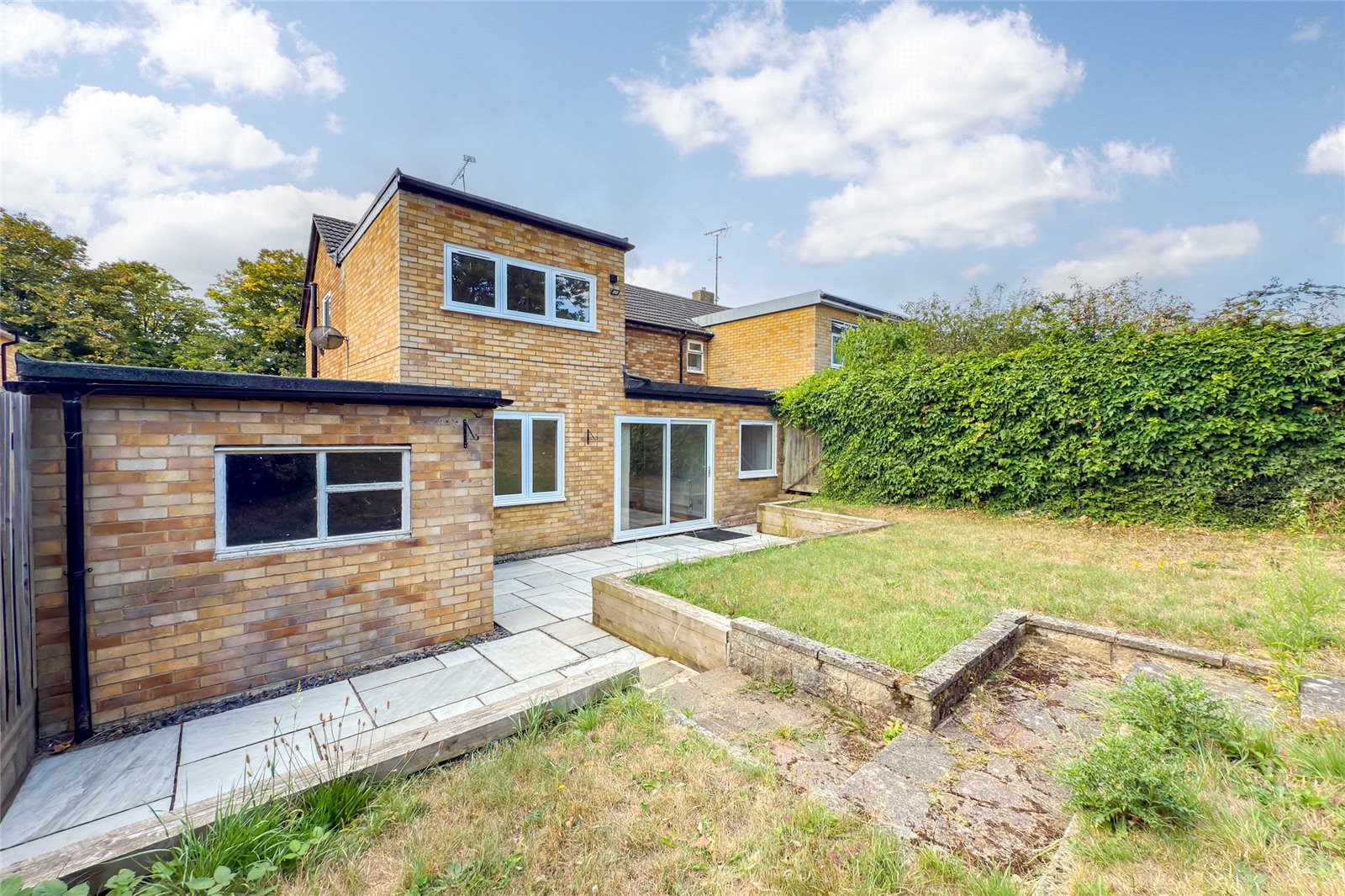 4 bed semi-detached house for sale in Sandpit Lane, St. Albans, Hertfordshire, AL4  - Property Image 13