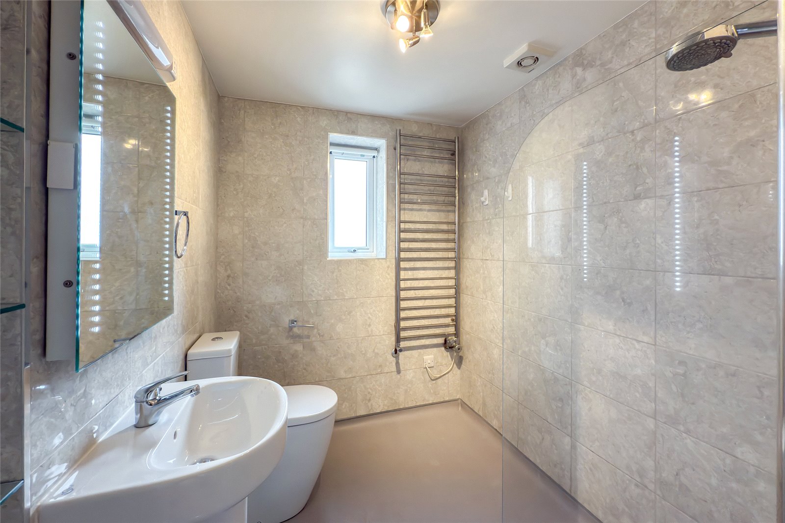 4 bed semi-detached house for sale in Sandpit Lane, St. Albans, Hertfordshire, AL4  - Property Image 9