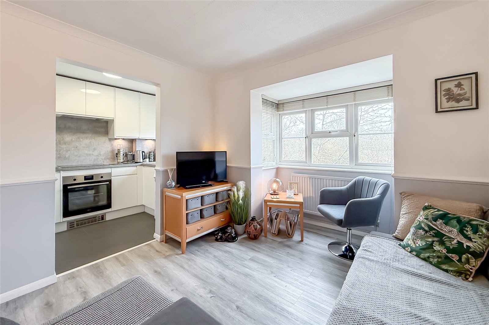 1 bed apartment for sale in Taylor Close, St. Albans, Hertfordshire, AL4  - Property Image 3