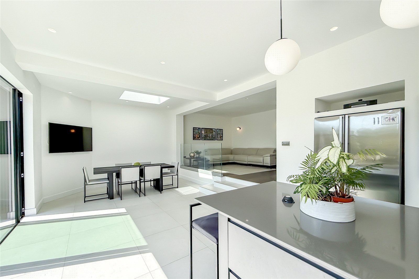 4 bed semi-detached house for sale in Sherwood Avenue, St. Albans, Hertfordshire, AL4 - Property Image 24