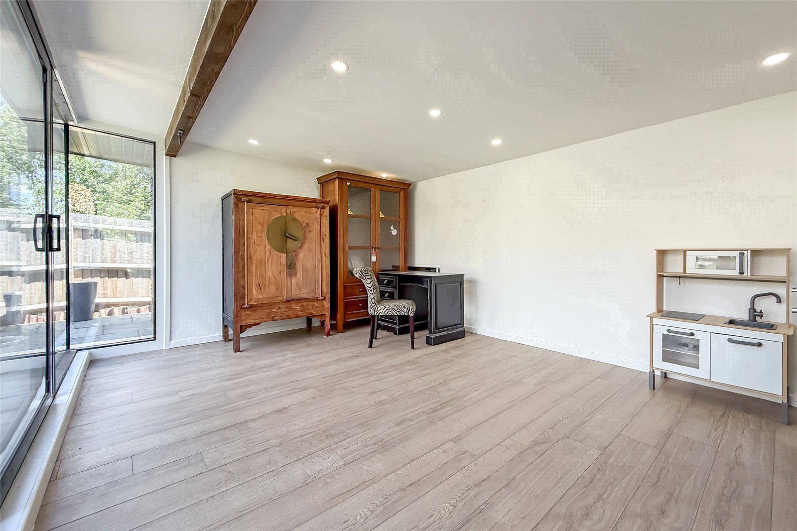4 bed semi-detached house for sale in Sherwood Avenue, St. Albans, Hertfordshire, AL4 - Property Image 25