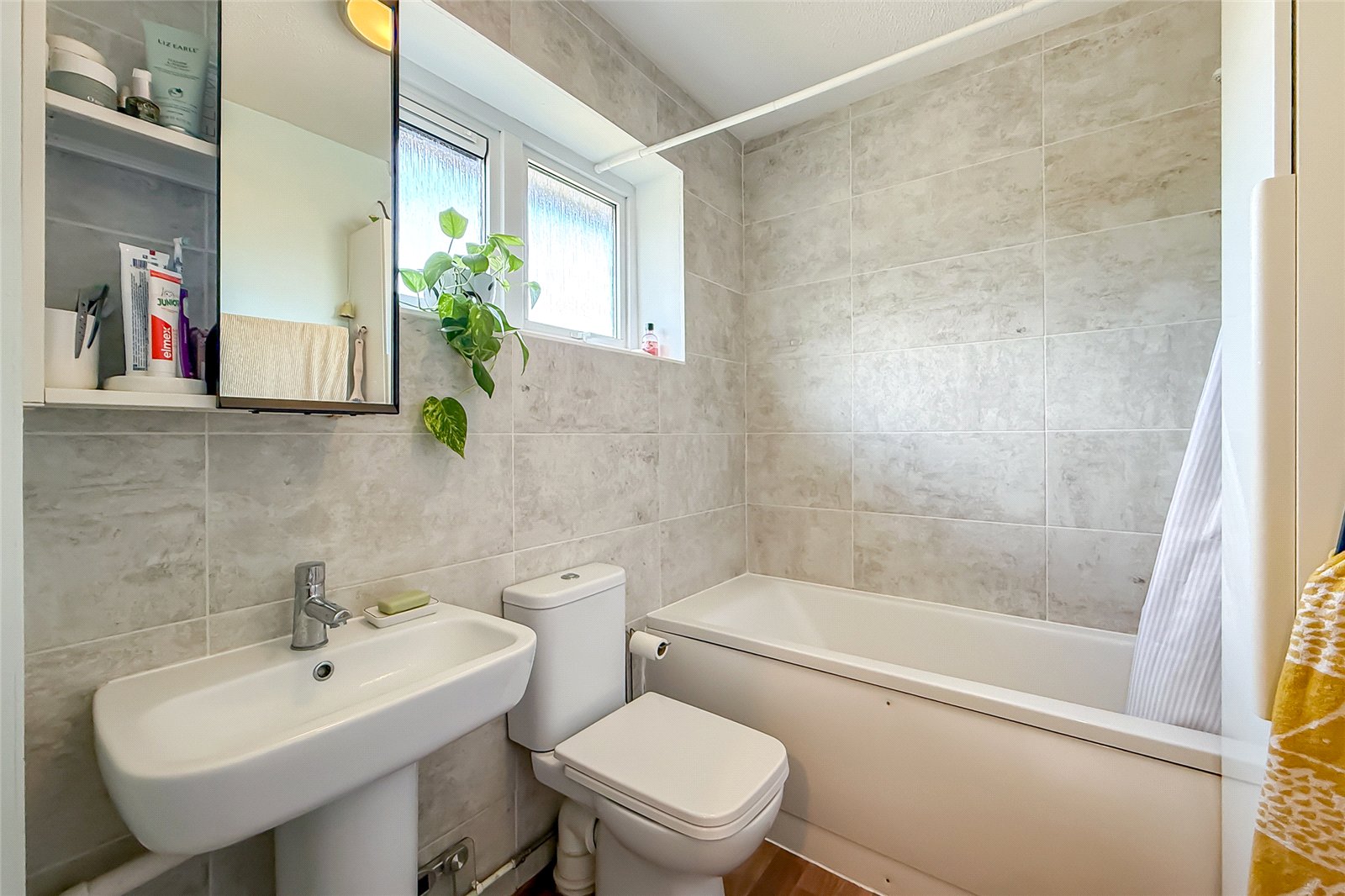 2 bed end of terrace house for sale in Westfield Court, St. Albans, Hertfordshire, AL4 - Property Image 7