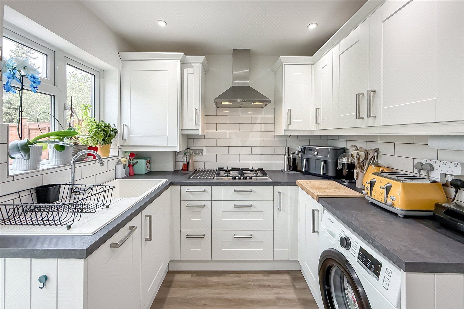 2 bed ground floor flat for sale in Beech Road, St. Albans, Hertfordshire, AL3  - Property Image 3